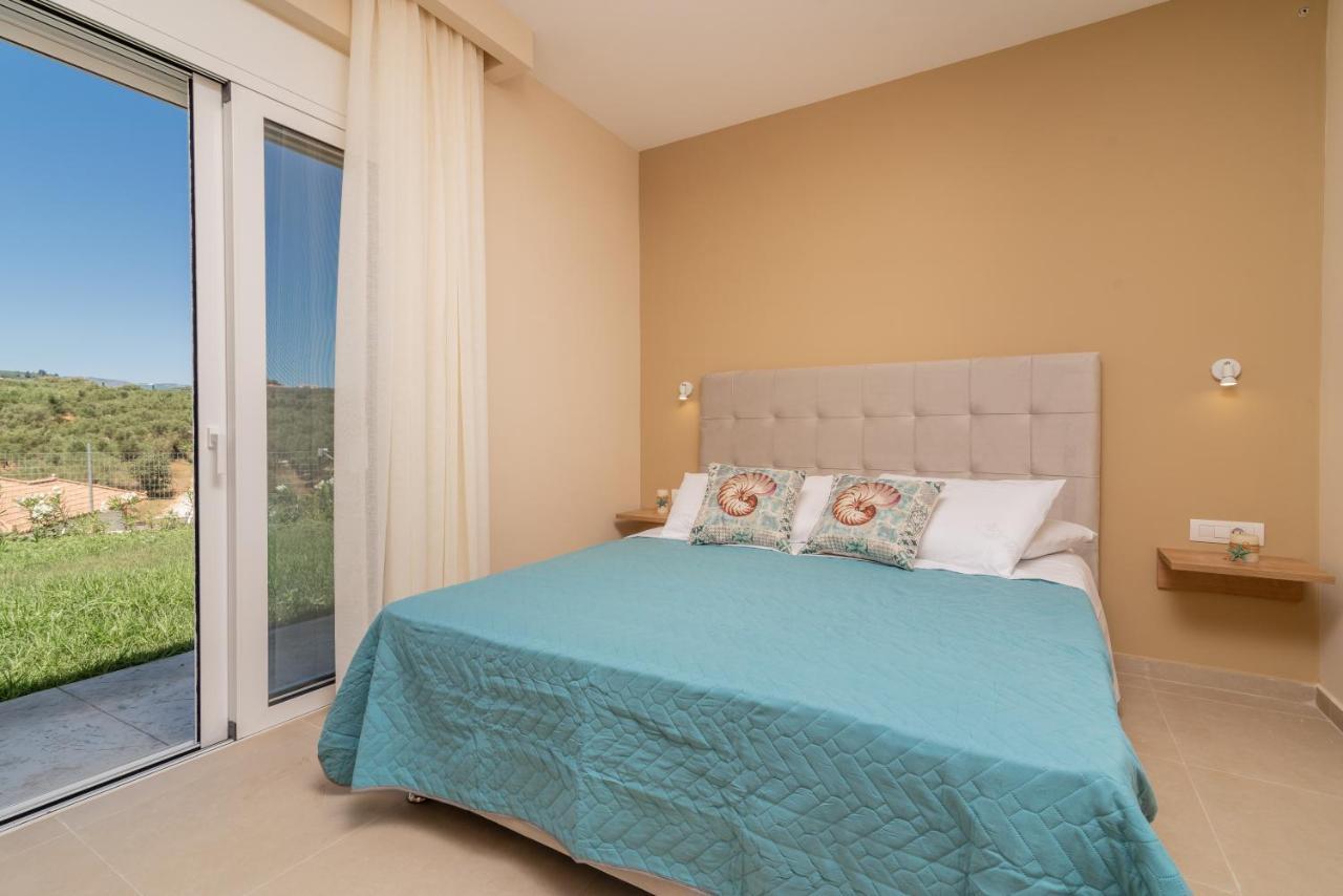 Spartakos Luxury 1 *